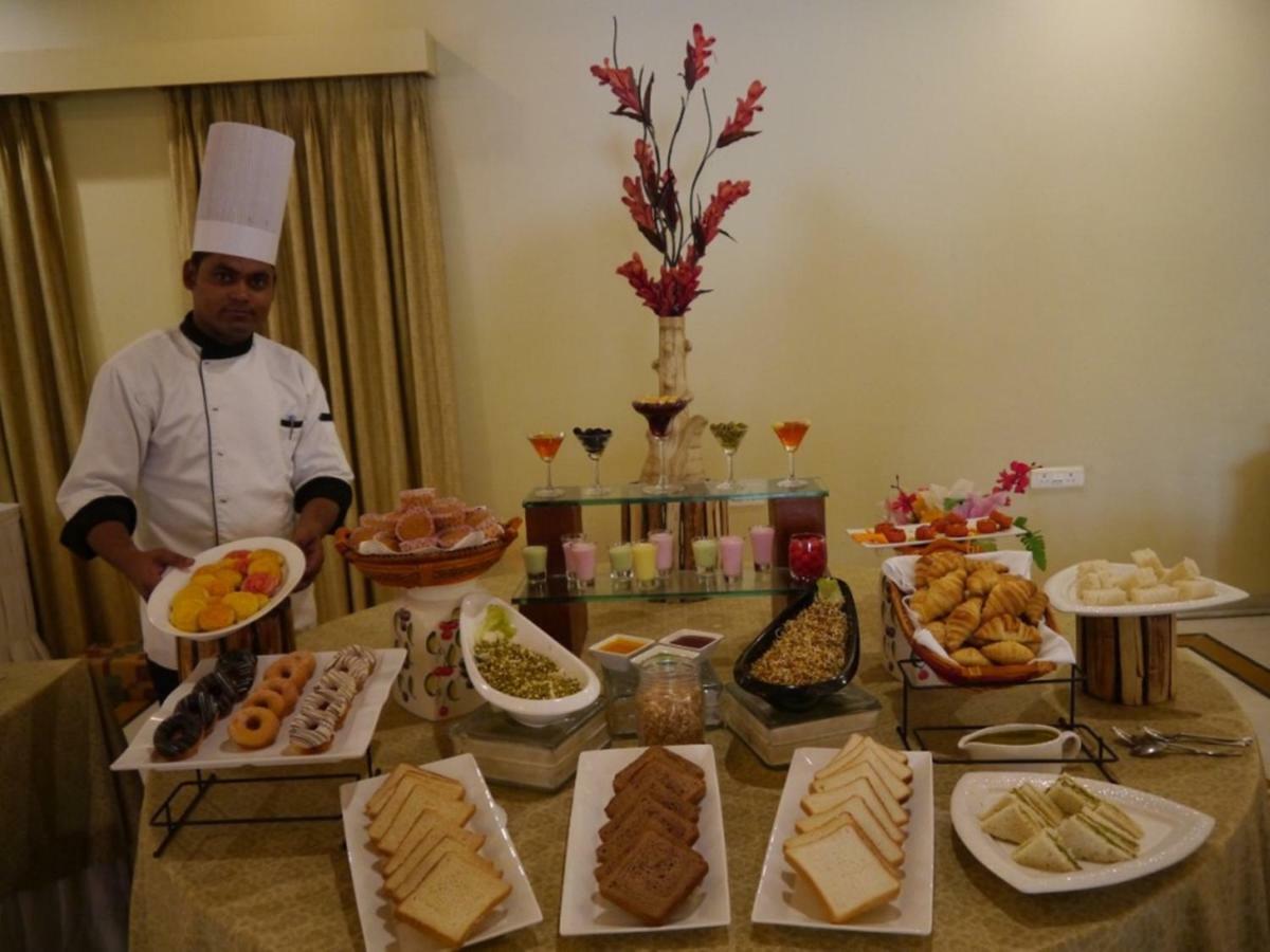 The Ummed Jodhpur Palace Resort & Spa Exterior foto
