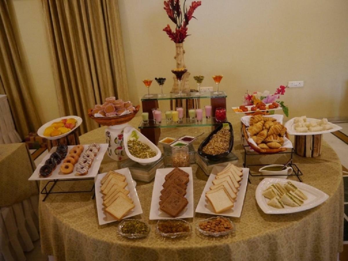 The Ummed Jodhpur Palace Resort & Spa Exterior foto